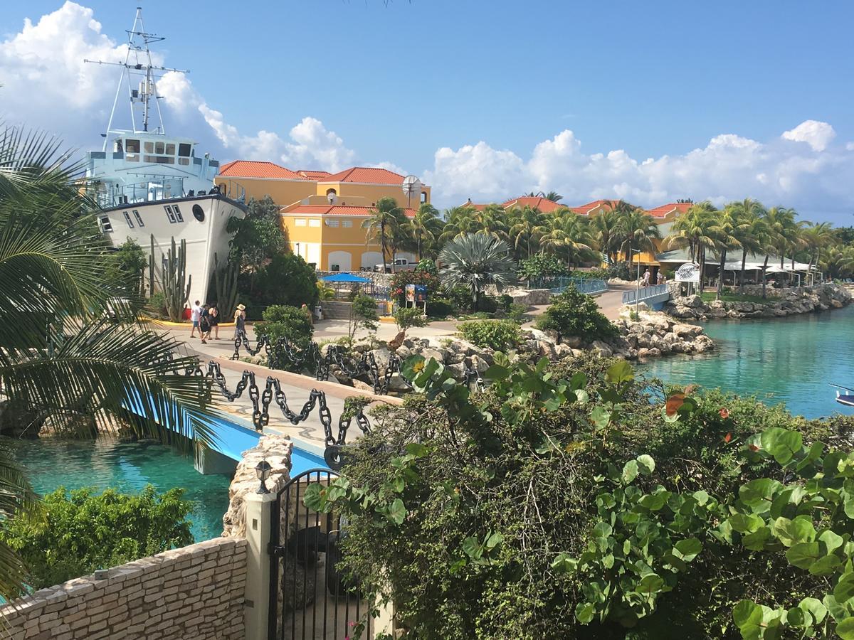 Ocean Sky Apartments Willemstad Buitenkant foto